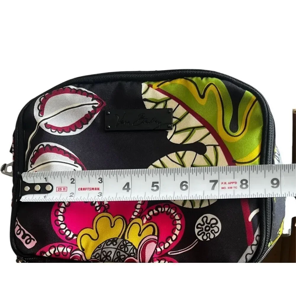 Vera Bradley Lighten Up lunch Mate in Moon Blooms floral travel career